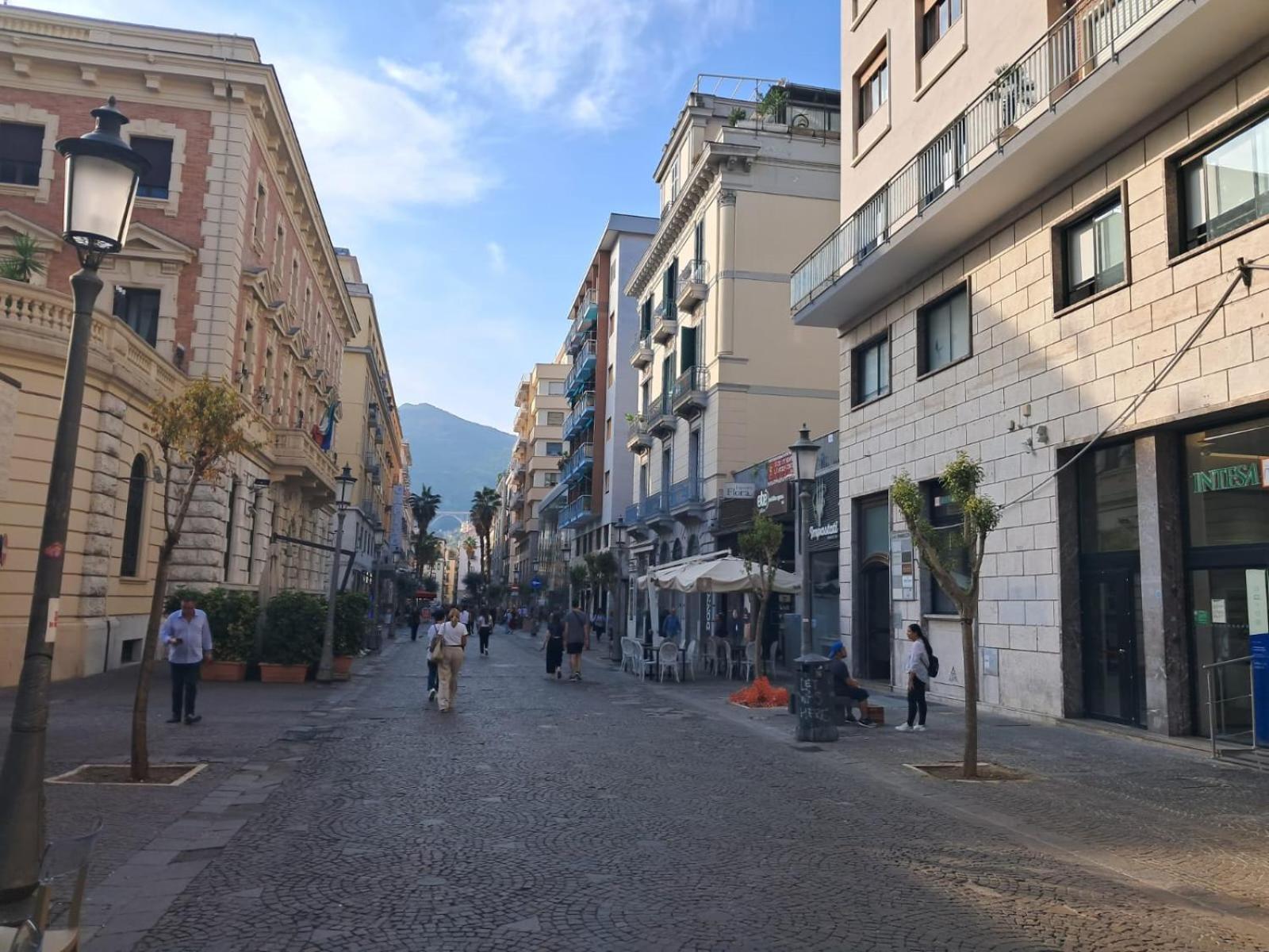 Salerno4Seasons Villa ภายนอก รูปภาพ